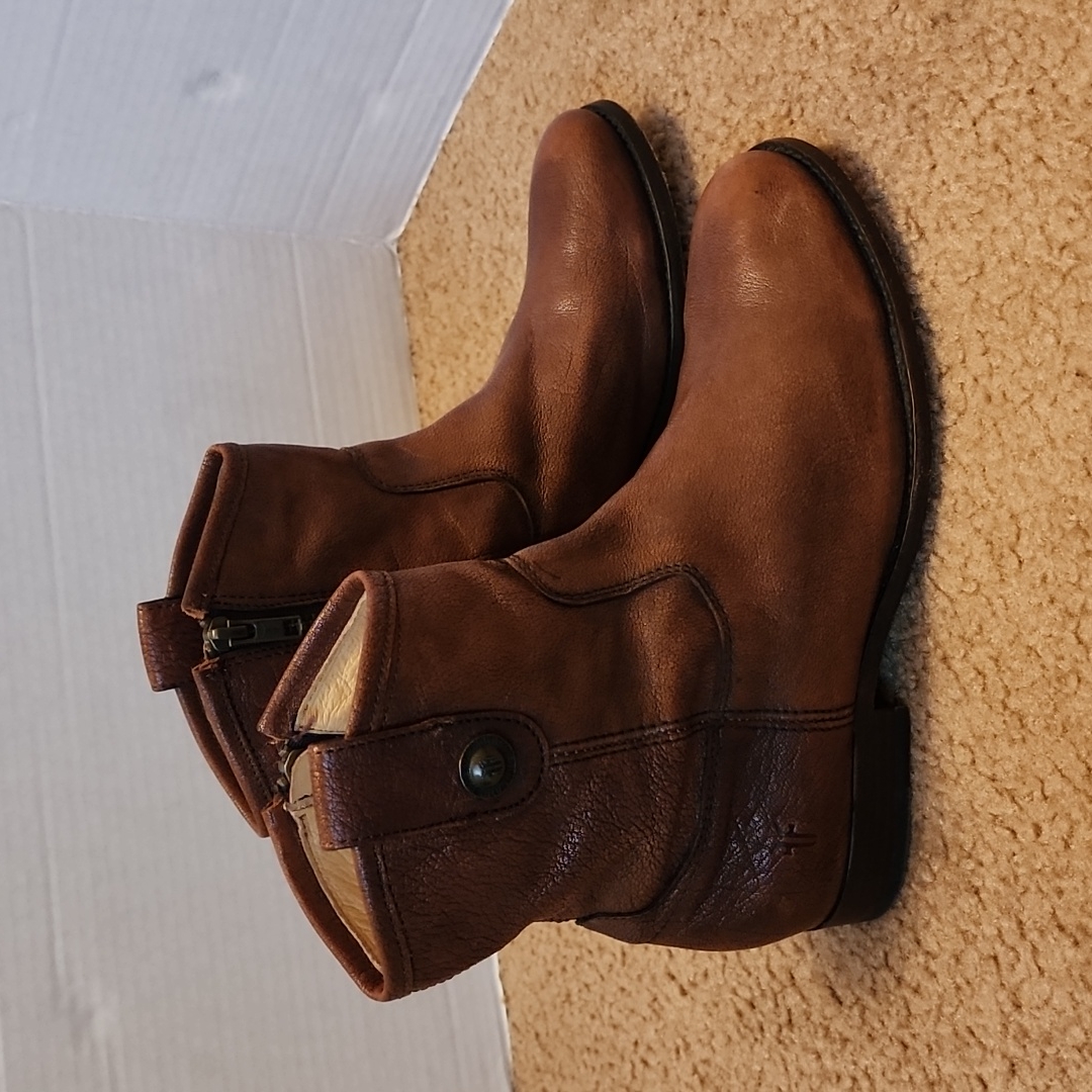 Frye Mellisa Button Short Boots